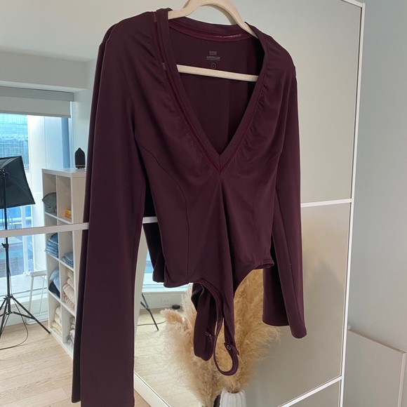 Good American Tops - Good American Plum Bodysuit (New condition)